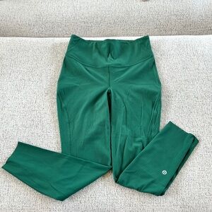 Lululemon Cropped 7/8 length leggings